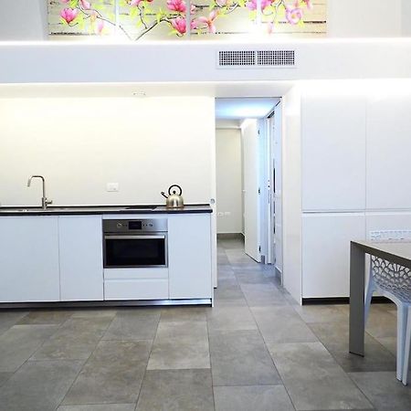 Isola Apartment Pastrengo Мілан Екстер'єр фото